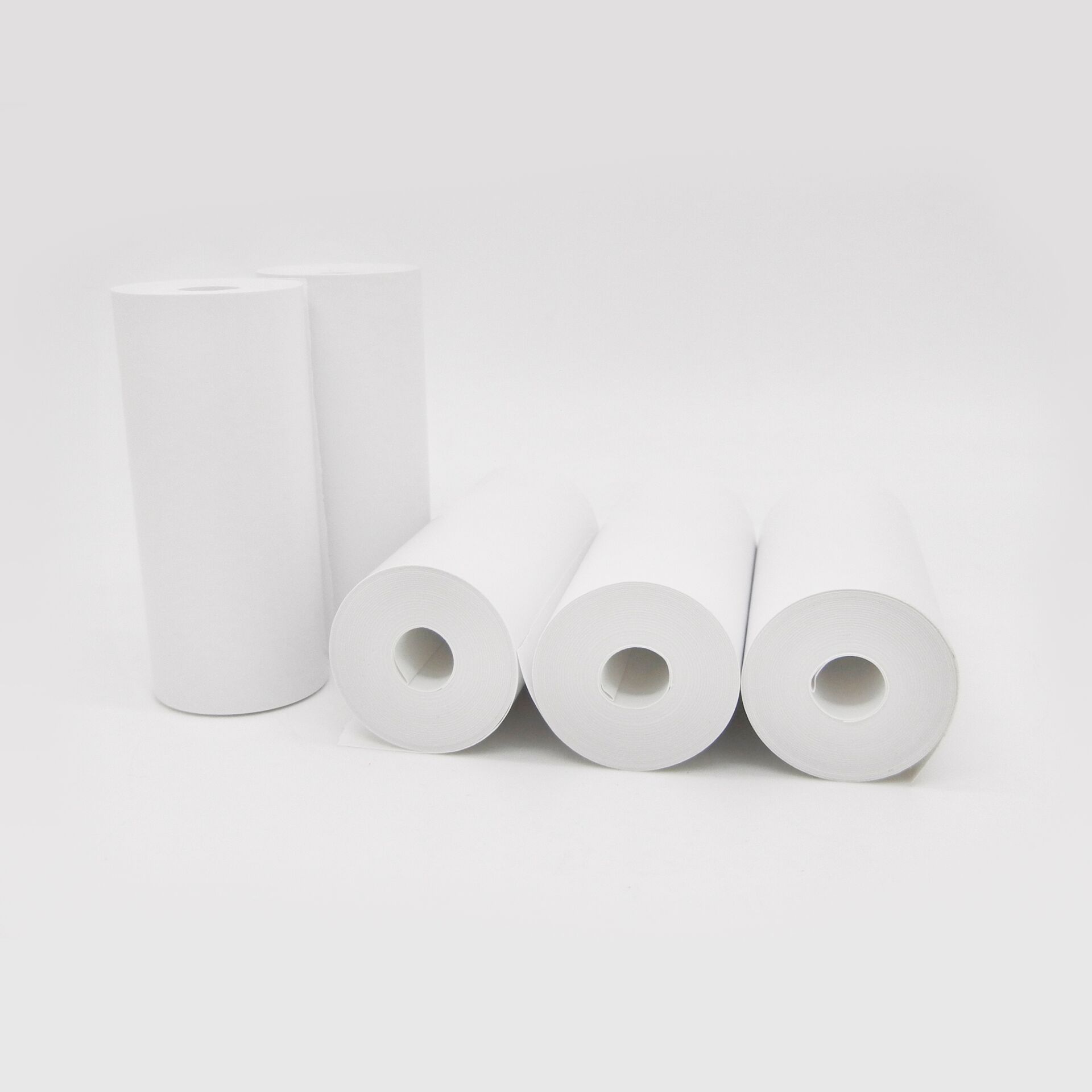 Papier, Klebeband, Handtuch